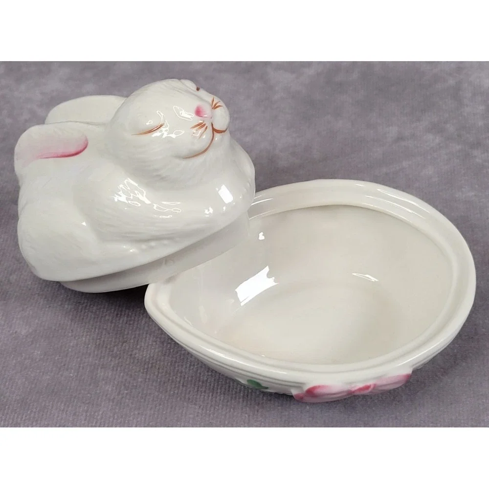 Belleek Ireland Bunny Covered Trinket Box Shamrock Porcelain Rabbit Dish